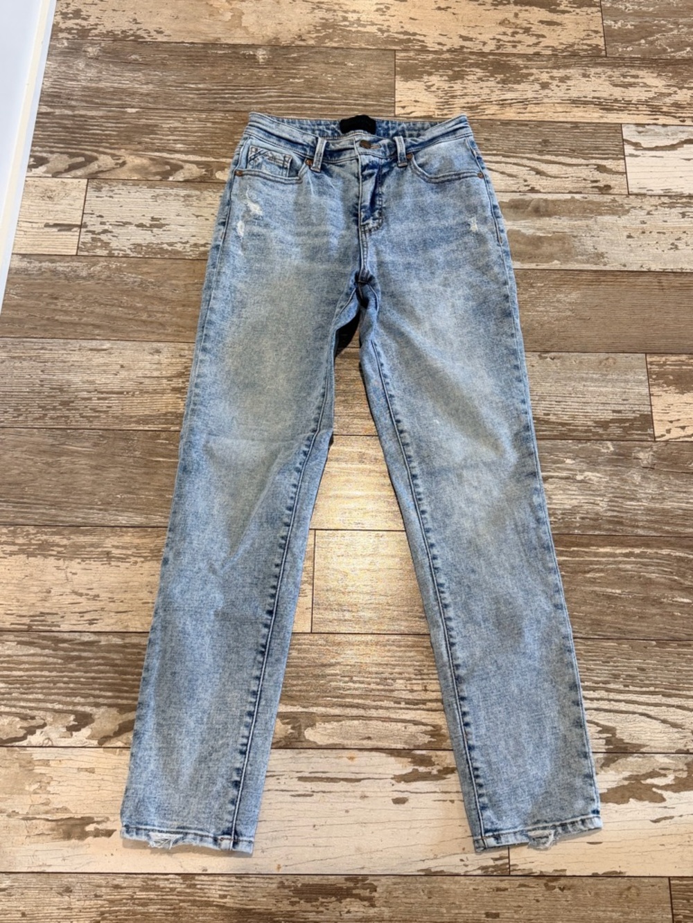 Buckle Black High-Rise Mom Jean Size 23